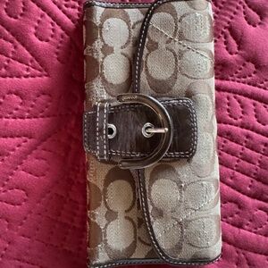 Coach wallet, brown, good condition
